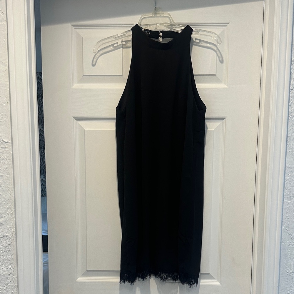 Elegant Black Sleeveless Dress